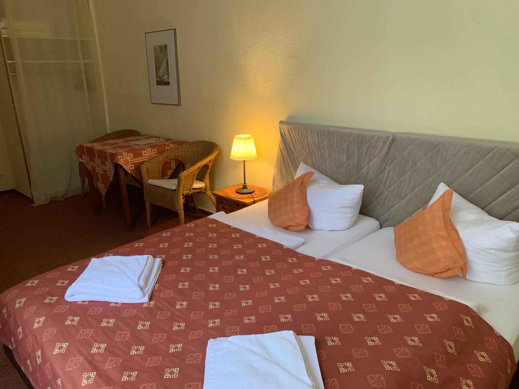 Hotel Pension Senta - Berlin — Photos 2
